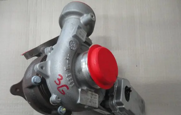 Mercedes-Benz GLA W156 Turbo A6510900586 A6510900486 220222023723