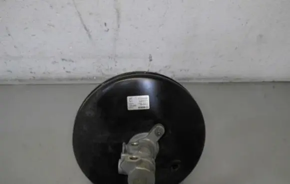 Iveco Daily 6th gen Brake booster