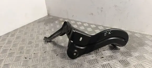 Audi A6 S6 C6 4F Intercooler pipe mounting bracket 4F0145813F