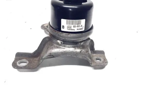 Land Rover Freelander 2 - LR2 Engine mount bracket 6G926F012BF