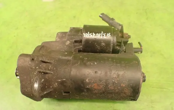 Volkswagen Golf IV Starter motor 020911023 001121006