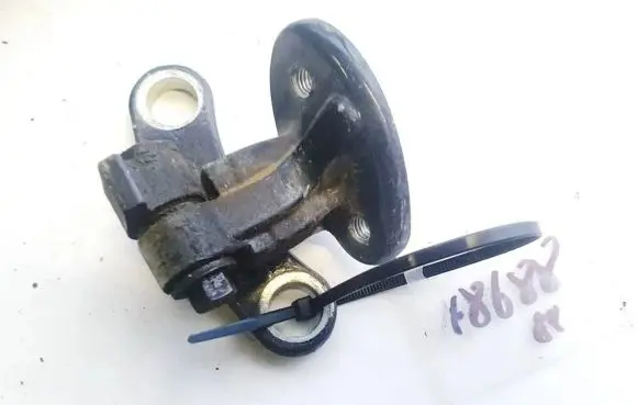Volvo V50 Rear door lower hinge 46re