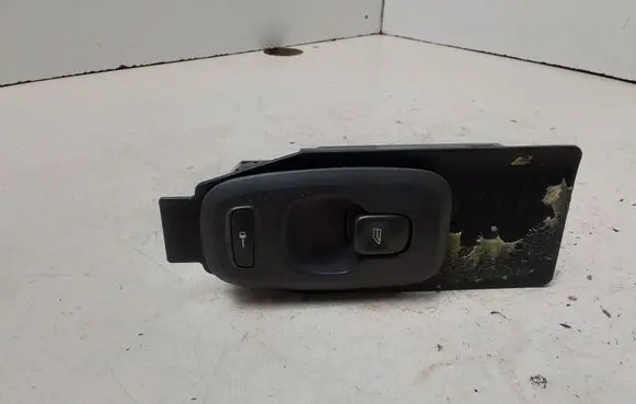Volvo S60 Electric window control switch 8673187