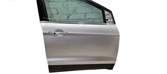 Ford Escape III Front door 70220 424H3