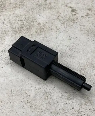 Nissan Pathfinder R51 Brake pedal sensor switch