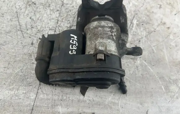 BMW 5 F10 F11 Rear brake caliper 32349660