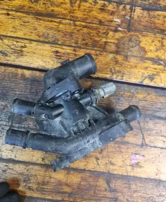 Ford B-MAX Thermostat/thermostat housing CM5G9K478FA