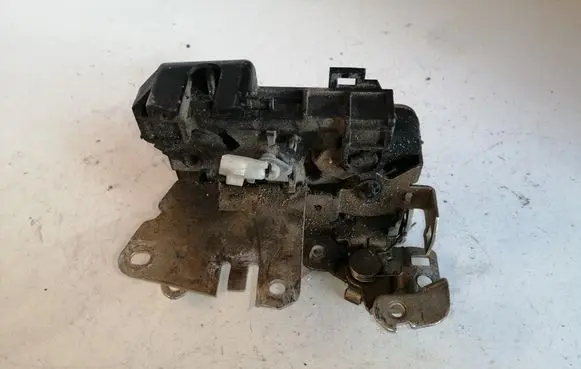 Renault Scenic I Front door lock