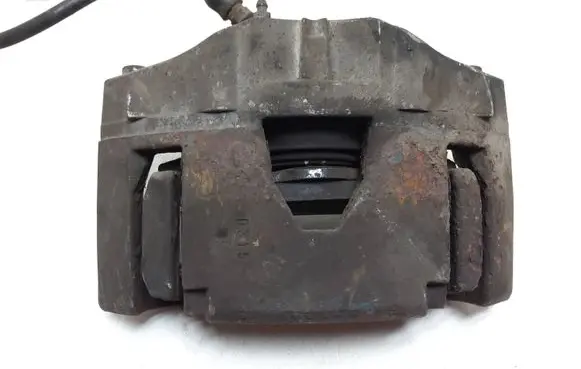 Volvo XC90 Front brake caliper 30657307