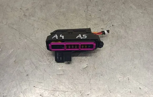 Audi A4 S4 B8 8K Fuse module 4H0941824