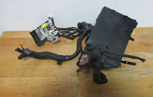 Jeep Compass Fuse module