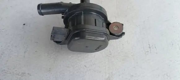 Toyota C-HR I Water pump G904047040