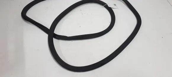 Opel Astra K Front door rubber seal