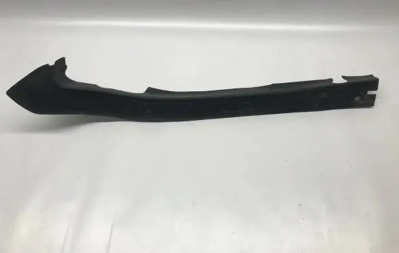 BMW M4 F82 F83 Fender end trim 7264274 51767264274