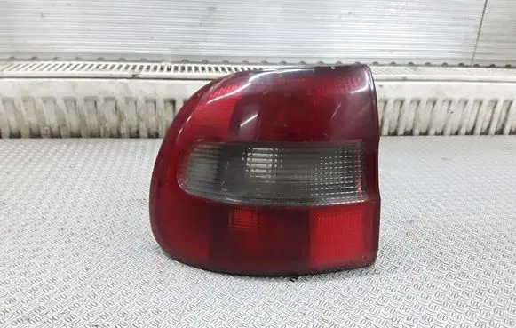 Volvo S40, V40 Rear/tail lights 308019