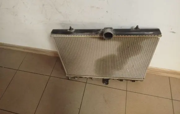Peugeot Expert Coolant radiator 6129201E