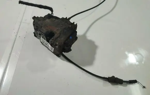 Renault Scenic III - Grand scenic III Front door lock 