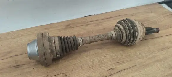 Volkswagen Touareg I Front driveshaft