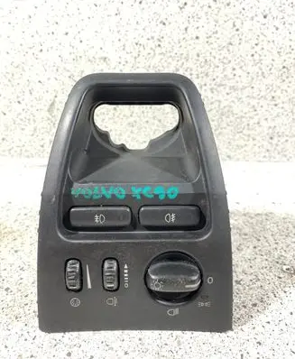 Volvo XC90 Light switch 8685452