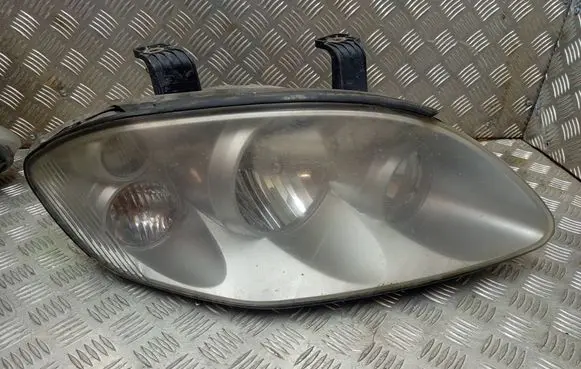 SsangYong Rodius Headlight/headlamp