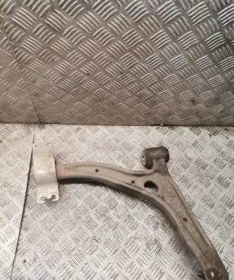 Mercedes-Benz CLA C117 X117 W117 Front lower control arm/wishbone
