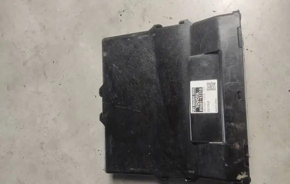Toyota Prius (XW30) Current control relay 8968147310 2850001264