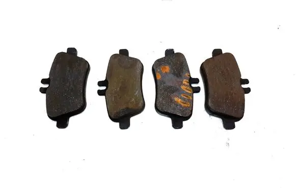 Mercedes-Benz B W246 W242 Brake pads (rear) A0074209520