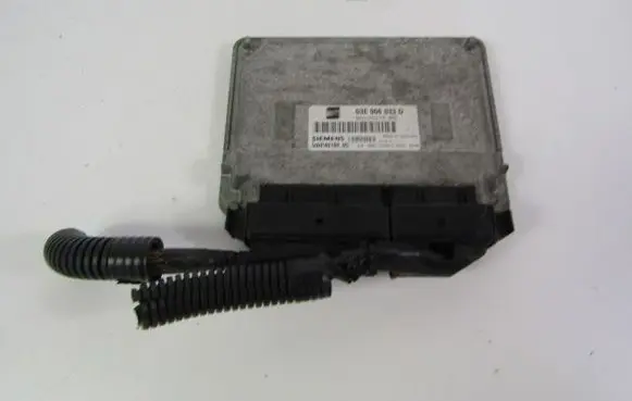 Seat Ibiza III (6L) Engine control unit/module ECU 03E906033D