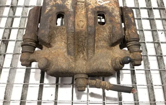 Front brake caliper