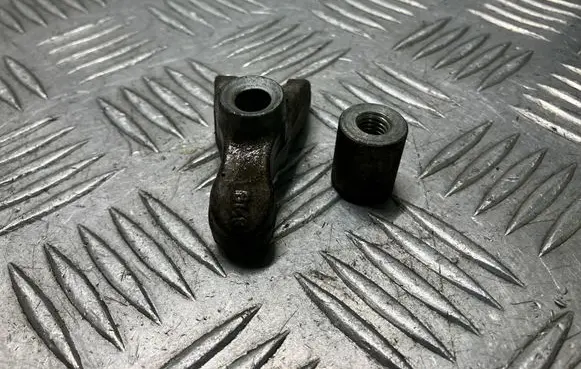 Opel Astra H Fuel Injector clamp holder