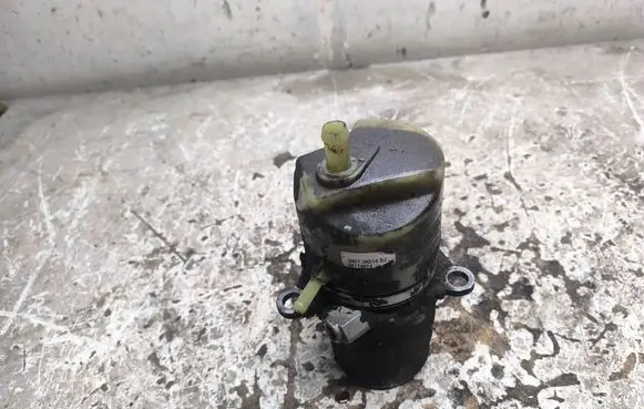 Volvo V50 Power steering pump 4N513K514DJ 4N513K514