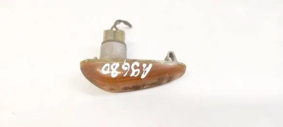 Mercedes-Benz Sprinter W901 W902 W903 W904 Front fender indicator light