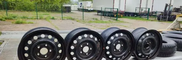 Hyundai i30 R15 steel rim 52910A6000