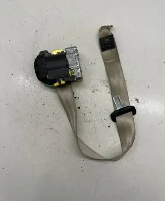 Audi A6 S6 C5 4B Rear seatbelt 4B9857805