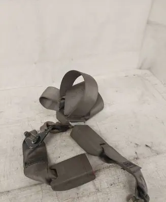 Nissan Cab Star Middle seatbelt (rear) 061020BL