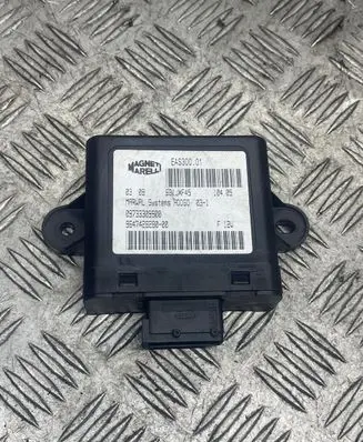 Peugeot 607 Fuel injection pump control unit/module 551200016905 09733309900 9647428280