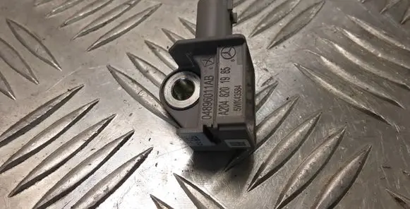 Chrysler Grand Voyager V Airbag deployment crash/impact sensor 04896011AB A2048201985