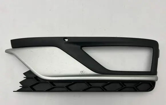 Volkswagen Golf VII Front bumper lower grill 5G0853665K