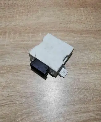Toyota Corolla E120 E130 Window wiper relay 150696
