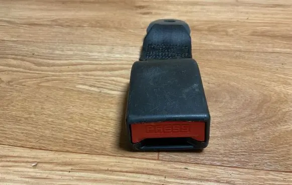 Peugeot Partner Rear seatbelt buckle 96817162XX 951281 1827