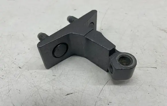 Mercedes-Benz CLA C118 X118 Front door upper hinge