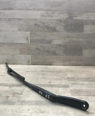 BMW 5 F10 F11 Windshield/front glass wiper blade 7203156