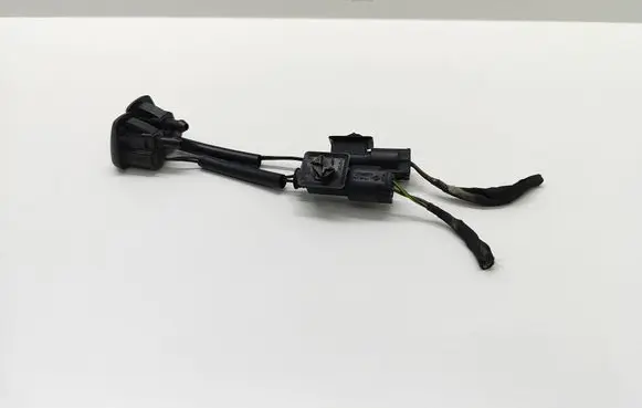 BMW 5 E60 E61 Windshield washer spray nozzle 1378908 13789081