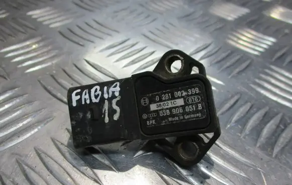 Skoda Fabia Mk1 (6Y) Air pressure sensor 038906051B