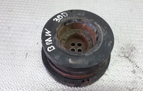 BMW 5 E39 Crankshaft pulley