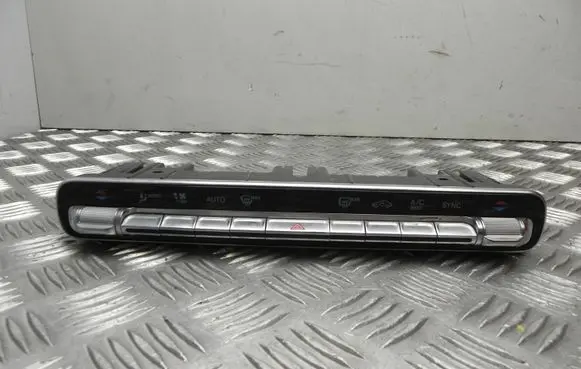 Mercedes-Benz GLE W167 Climate control unit A1679058202 T8377