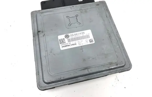 Audi A3 S3 A3 Sportback 8P Engine control unit/module 03G906018DN 5WP45567