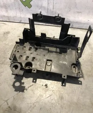 Opel Mokka Battery box tray 