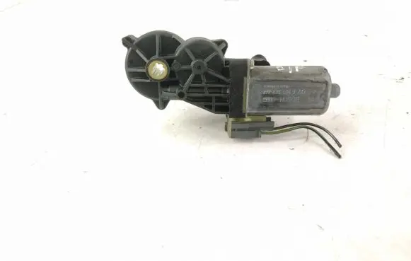 Mercedes-Benz R W251 Seat adjustment motor 0068206242 A0068206242