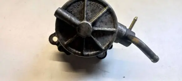 Mazda 323 Vacuum pump RF2A18G00A X2T58171